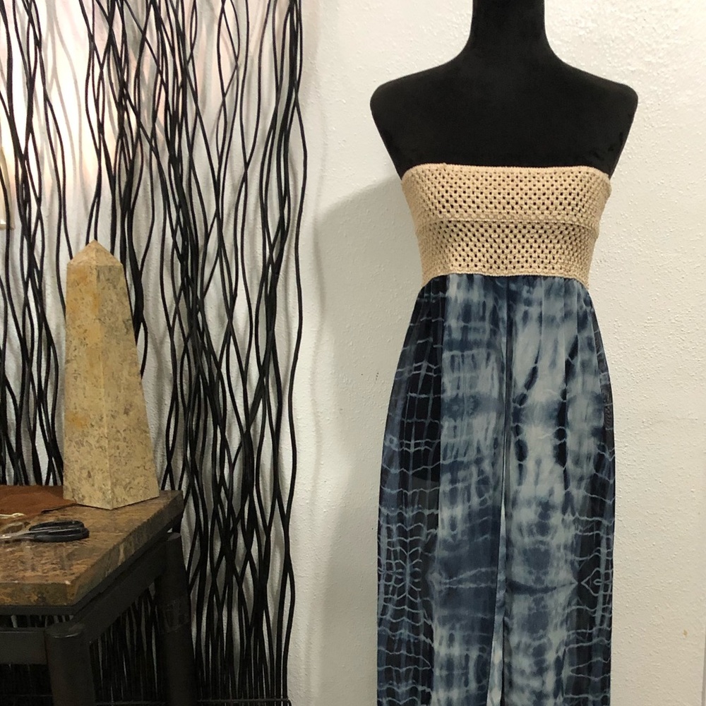 Elan Beach Blue & White Tie-Dye Slit Front Top